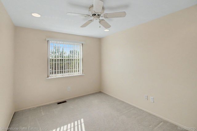 38004 Fringe Drive, Sterling Heights, MI 48310
