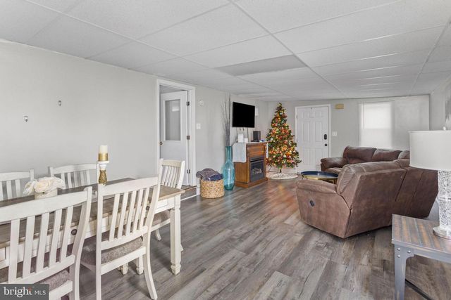 216 BLUE JAY LN, Mount Holly, NJ 08060