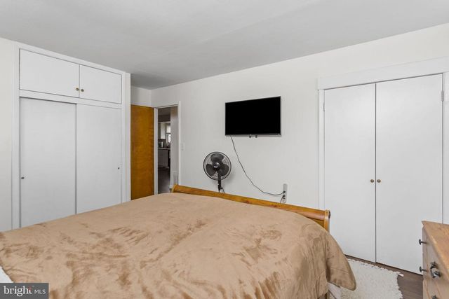 216 BLUE JAY LN, Mount Holly, NJ 08060