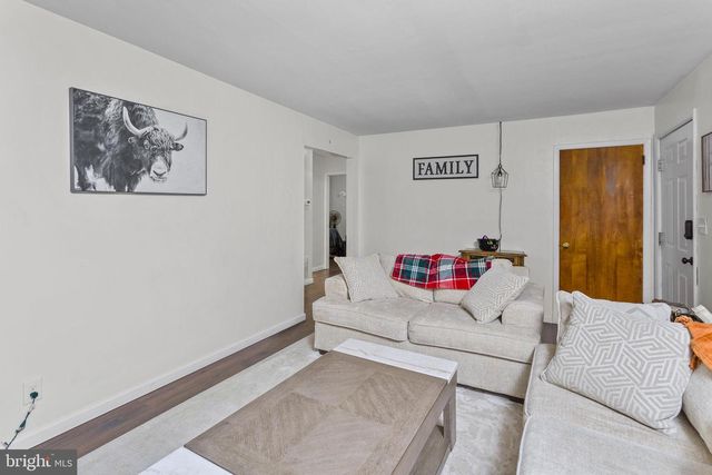 216 BLUE JAY LN, Mount Holly, NJ 08060