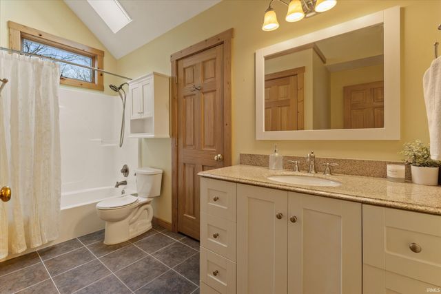 7185 N 1150 W Road, Shipshewana, IN 46565