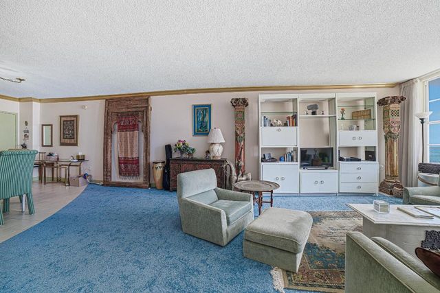 3450 S Ocean Boulevard 211, Palm Beach, FL 33480