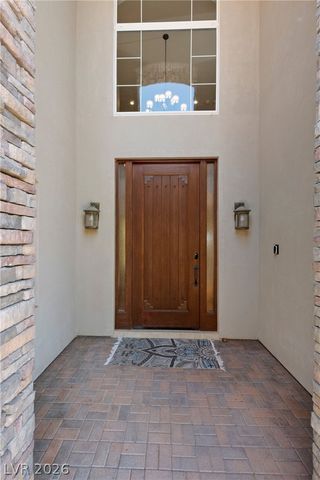 712 Canyon Greens Drive, Las Vegas, NV 89144