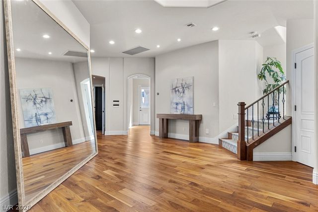 712 Canyon Greens Drive, Las Vegas, NV 89144
