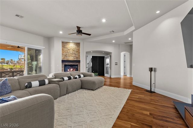 712 Canyon Greens Drive, Las Vegas, NV 89144