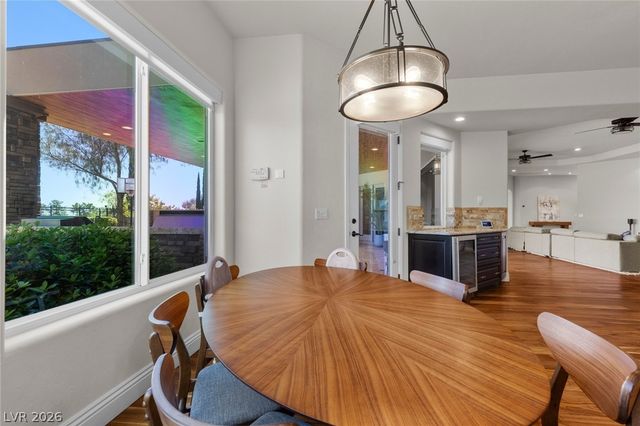 712 Canyon Greens Drive, Las Vegas, NV 89144