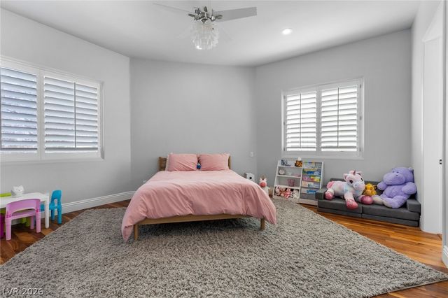 712 Canyon Greens Drive, Las Vegas, NV 89144