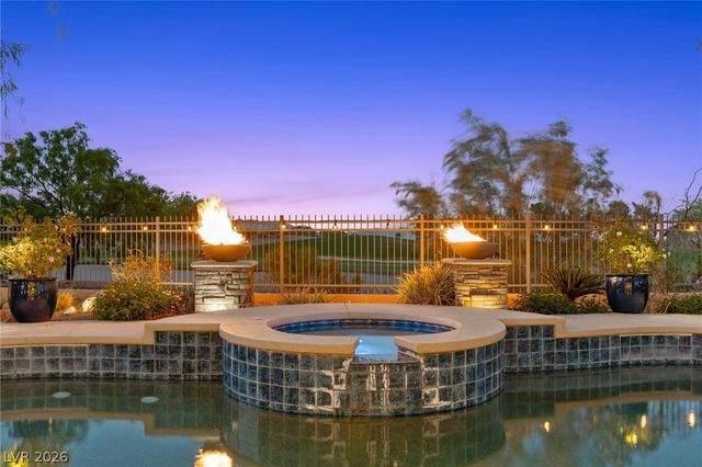712 Canyon Greens Drive, Las Vegas, NV 89144