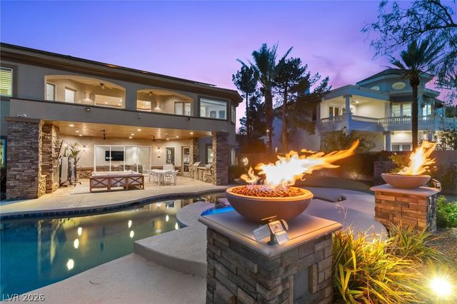 712 Canyon Greens Drive, Las Vegas, NV 89144