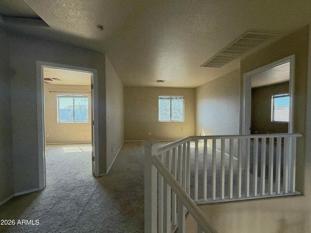 6209 W Jones Avenue, Phoenix, AZ 85043