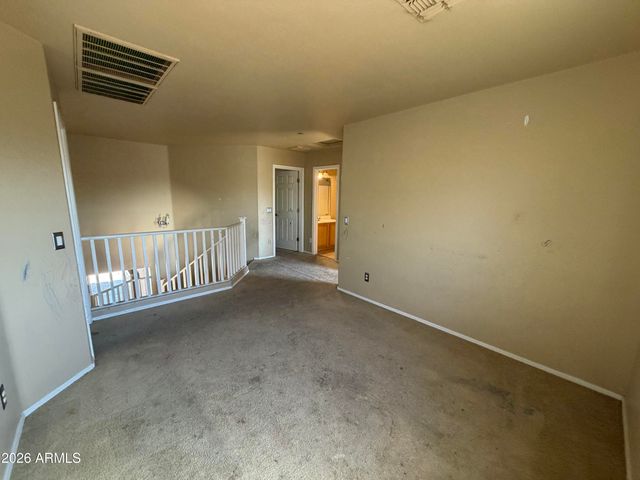 6209 W Jones Avenue, Phoenix, AZ 85043