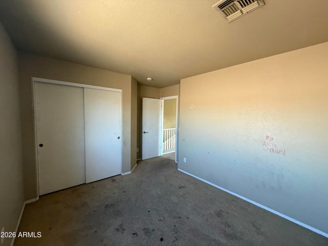6209 W Jones Avenue, Phoenix, AZ 85043