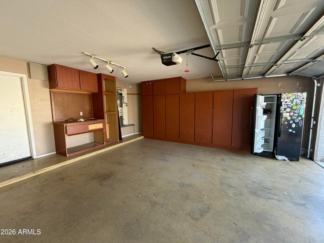 6209 W Jones Avenue, Phoenix, AZ 85043