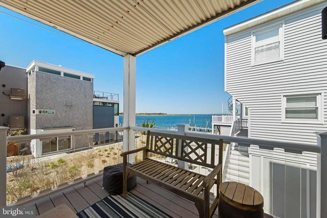 218 W 27TH ST, Ship Bottom, NJ 08008