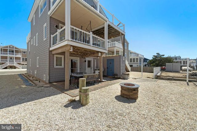 218 W 27TH ST, Ship Bottom, NJ 08008