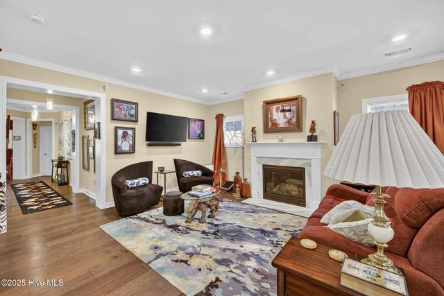 7124 Maple Leaf Drive, Wilmington, NC 28411