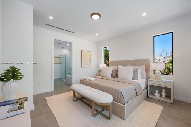 1533 SW 22nd Terrace, Miami, FL 33145