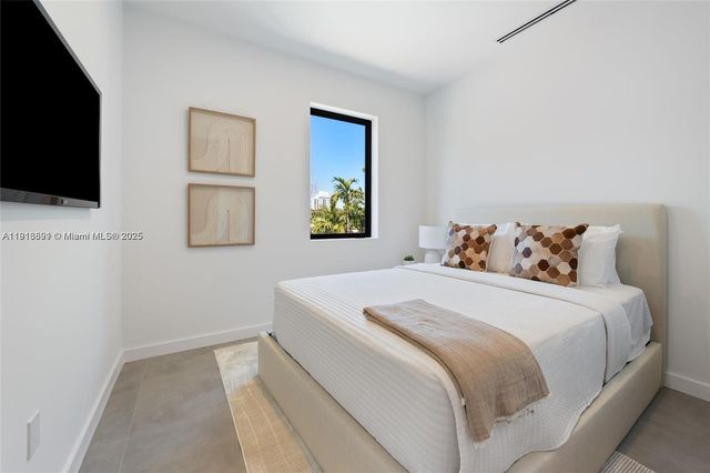 1533 SW 22nd Terrace, Miami, FL 33145