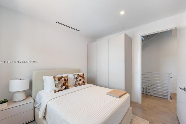 1533 SW 22nd Terrace, Miami, FL 33145