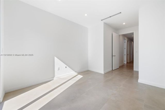 1533 SW 22nd Terrace, Miami, FL 33145