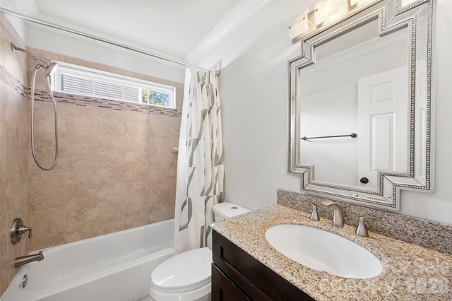 8011 Maxwelton Drive, Huntersville, NC 28078