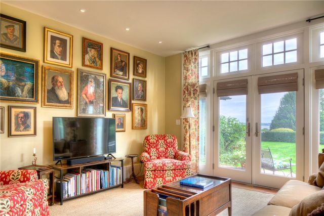 50 Eastover & Lot Road, Portsmouth, RI 02871