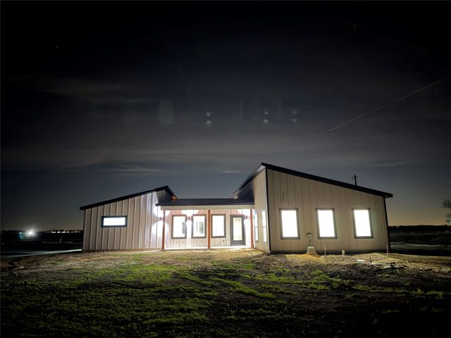 2091 Goodwyn Road, Avalon, TX 76623