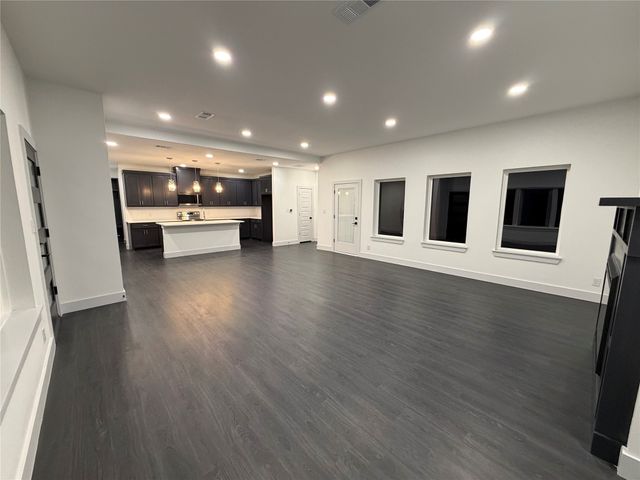 2091 Goodwyn Road, Avalon, TX 76623