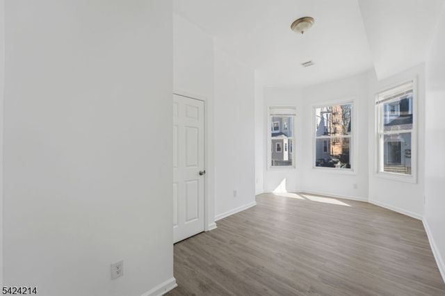 7 Prospect Ter, East Orange City, NJ 07017