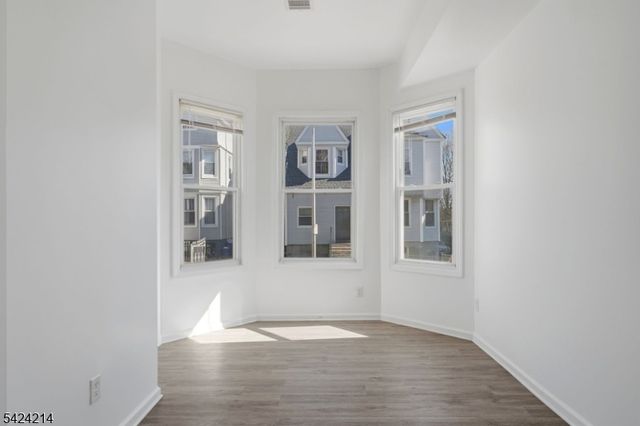 7 Prospect Ter, East Orange City, NJ 07017