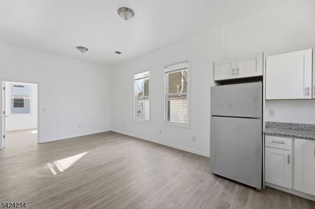 7 Prospect Ter, East Orange City, NJ 07017