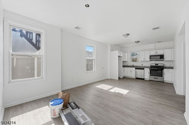 7 Prospect Ter, East Orange City, NJ 07017