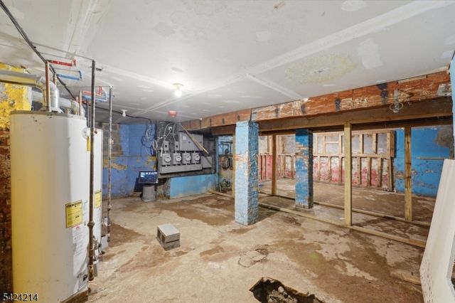 7 Prospect Ter, East Orange City, NJ 07017