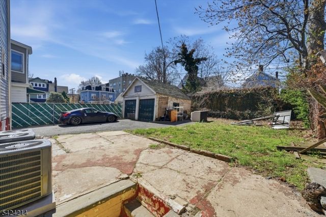 7 Prospect Ter, East Orange City, NJ 07017