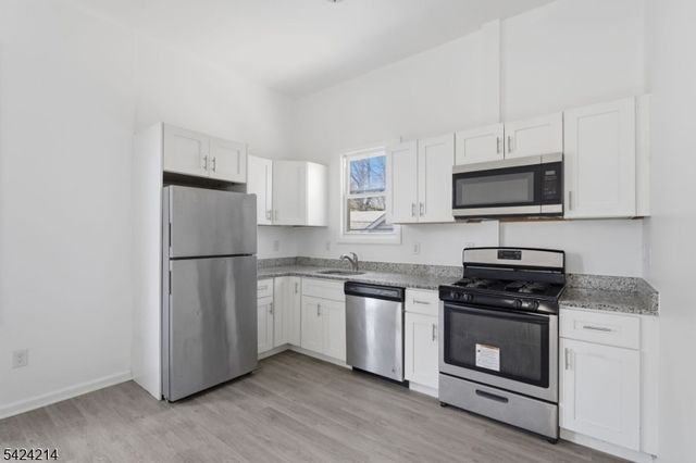 7 Prospect Ter, East Orange City, NJ 07017