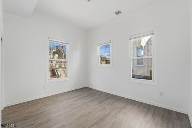 7 Prospect Ter, East Orange City, NJ 07017