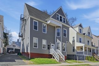 7 Prospect Ter, East Orange City, NJ 07017