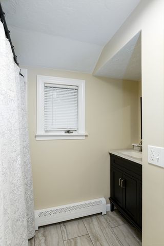 1 Pine Lane, Brookfield, MA 01506