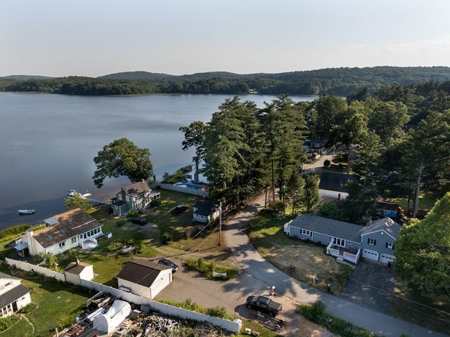 1 Pine Lane, Brookfield, MA 01506