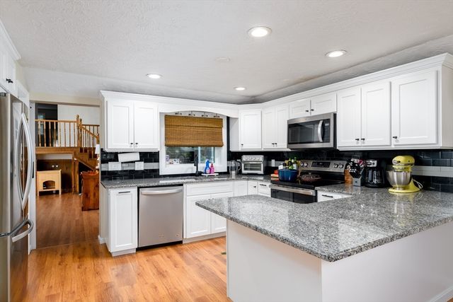 1 Pine Lane, Brookfield, MA 01506
