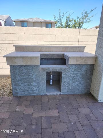 9046 W LUKE Avenue, Glendale, AZ 85305