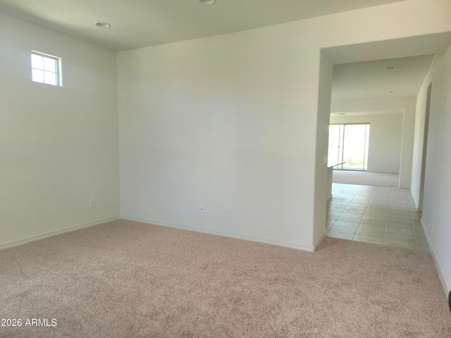 9046 W LUKE Avenue, Glendale, AZ 85305