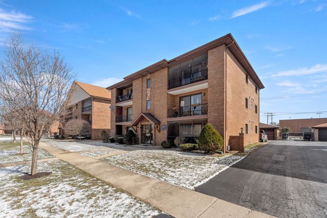 16819 81st Avenue 1S, Tinley Park, IL 60477