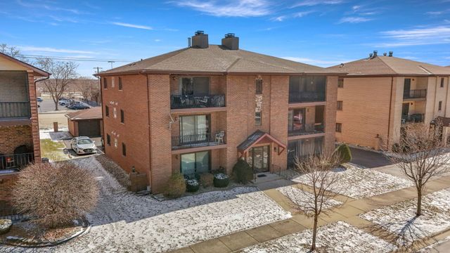 16819 81st Avenue 1S, Tinley Park, IL 60477