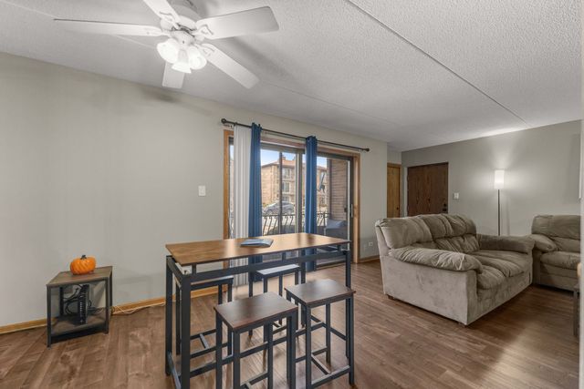 16819 81st Avenue 1S, Tinley Park, IL 60477