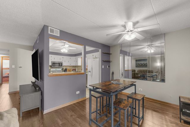 16819 81st Avenue 1S, Tinley Park, IL 60477