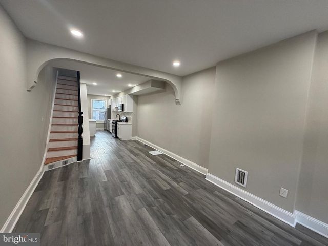 718 N CURLEY ST, Baltimore, MD 21205