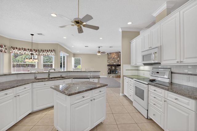 9774 Saddle Court, Lake Worth, FL 33467