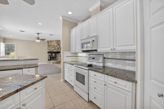 9774 Saddle Court, Lake Worth, FL 33467