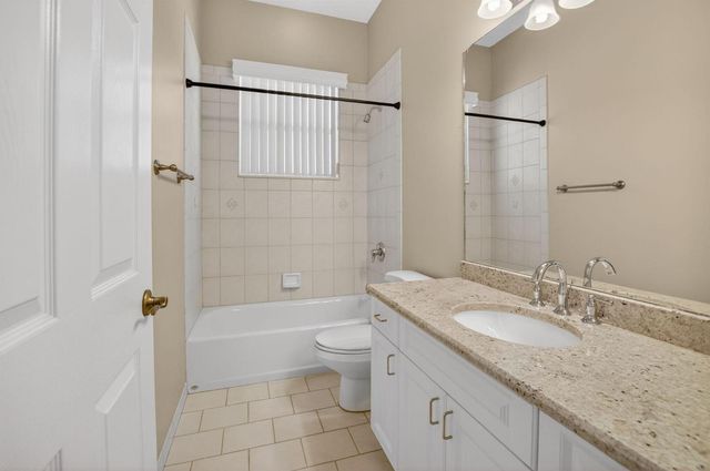 9774 Saddle Court, Lake Worth, FL 33467